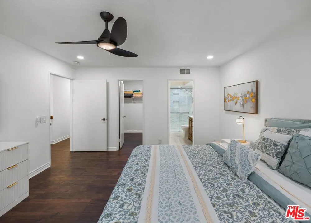 7825 Seaglen Drive Huntington Beach, CA 92648
