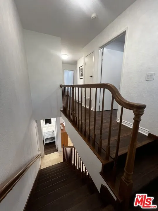 7825 Seaglen Drive Huntington Beach, CA 92648