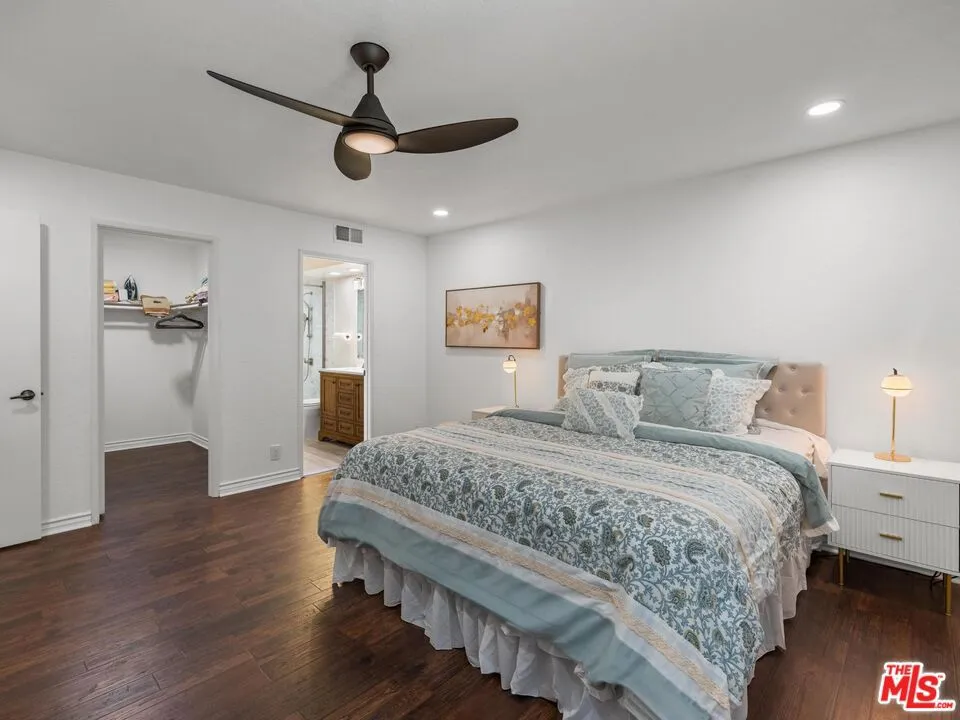 7825 Seaglen Drive Huntington Beach, CA 92648