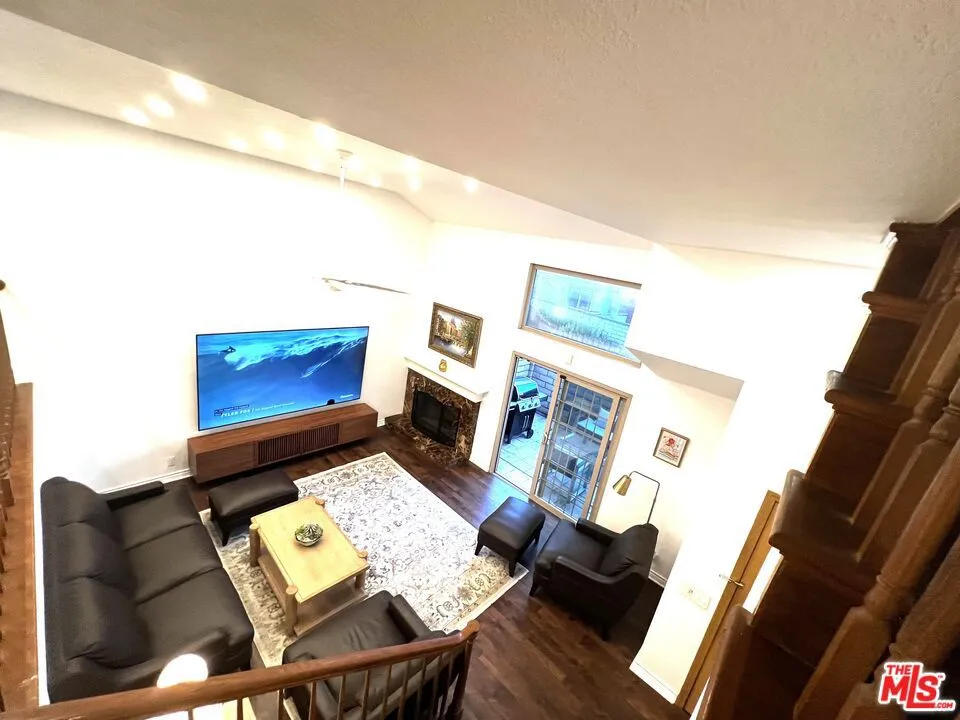 7825 Seaglen Drive Huntington Beach, CA 92648