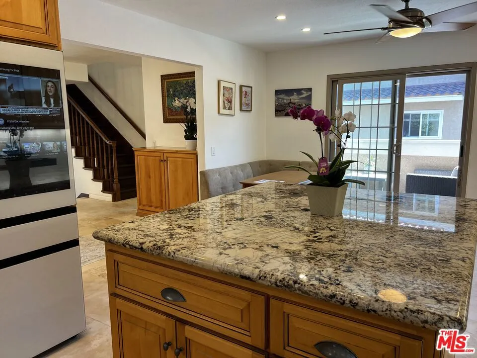 7825 Seaglen Drive Huntington Beach, CA 92648