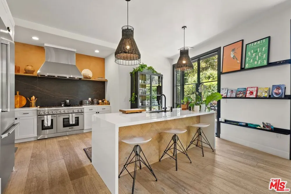 2065 Watsonia Terrace Los Angeles, CA 90068