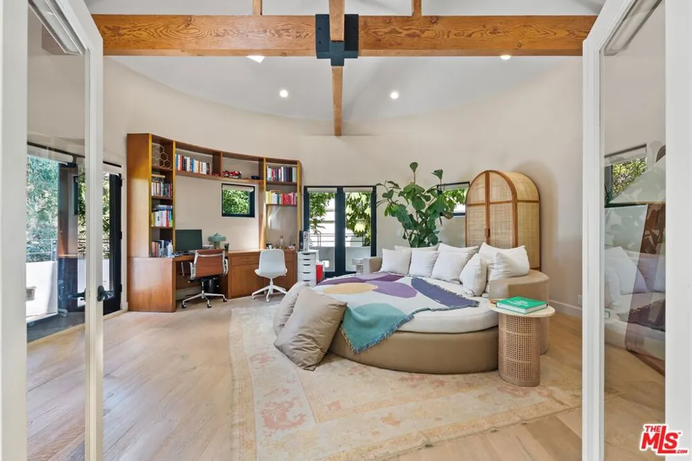 2065 Watsonia Terrace Los Angeles, CA 90068