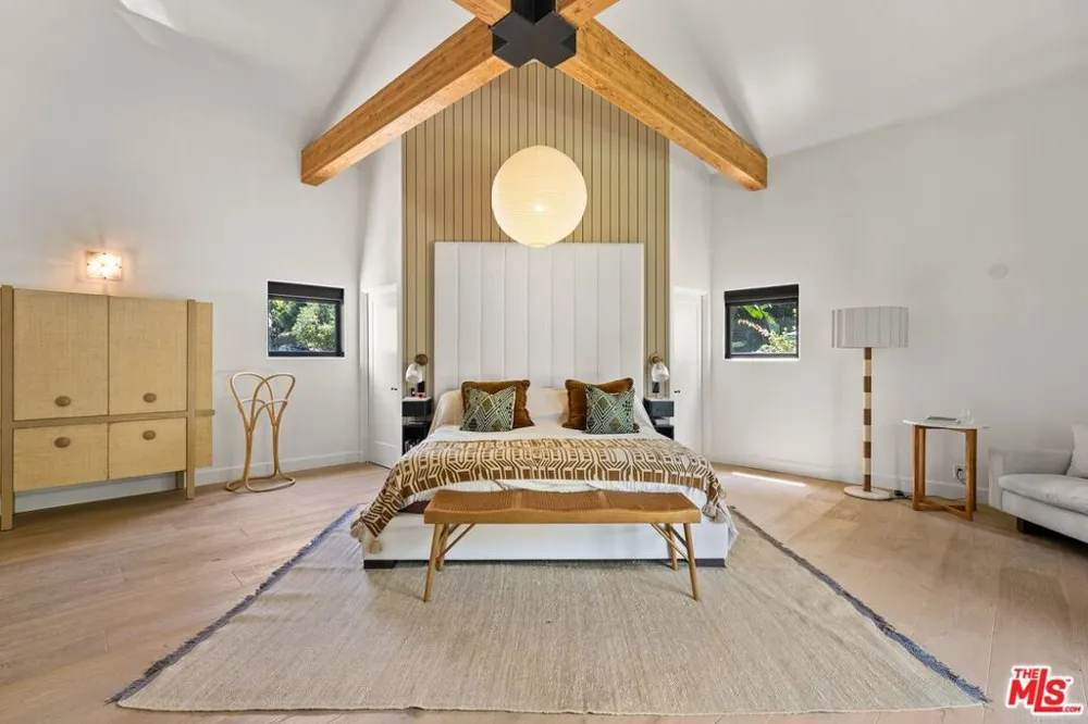 2065 Watsonia Terrace Los Angeles, CA 90068