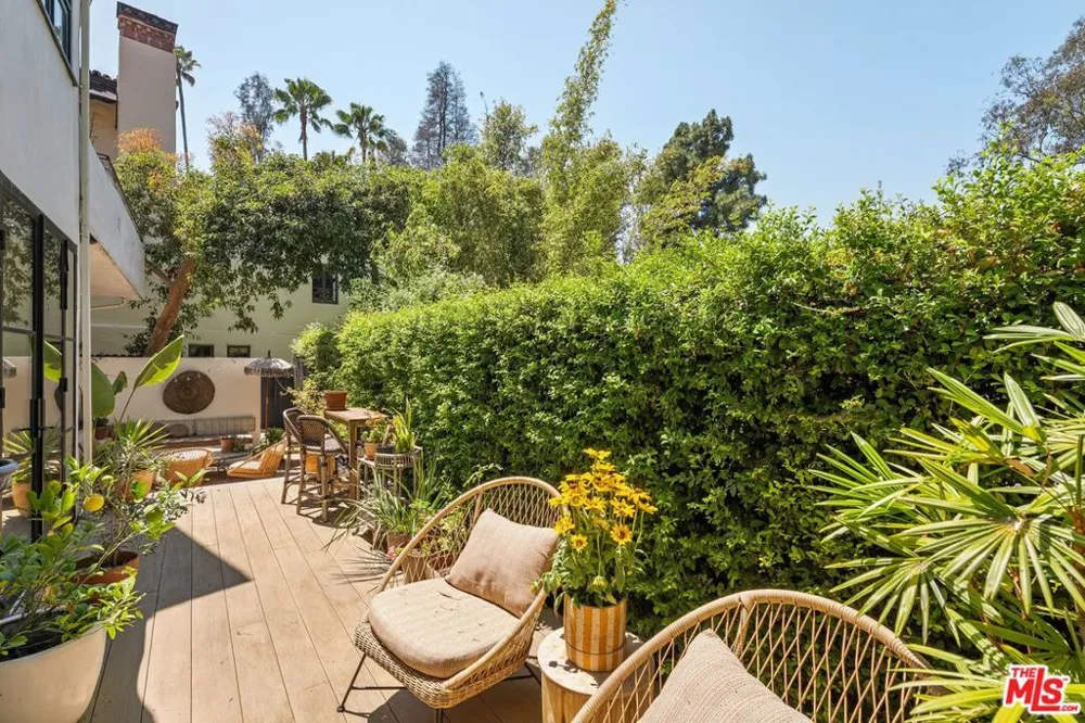 2065 Watsonia Terrace Los Angeles, CA 90068