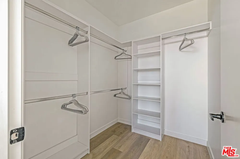 3325 S Wilshire blvd #402 Los Angeles, CA 90010