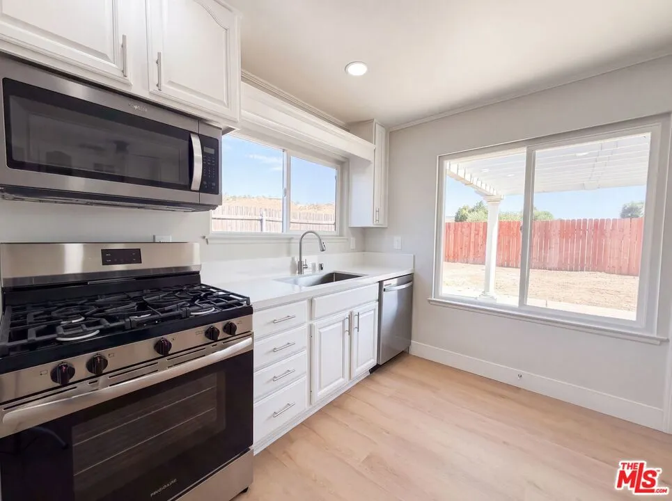 14602 Rosecourt Drive Santa Clarita, CA 91387