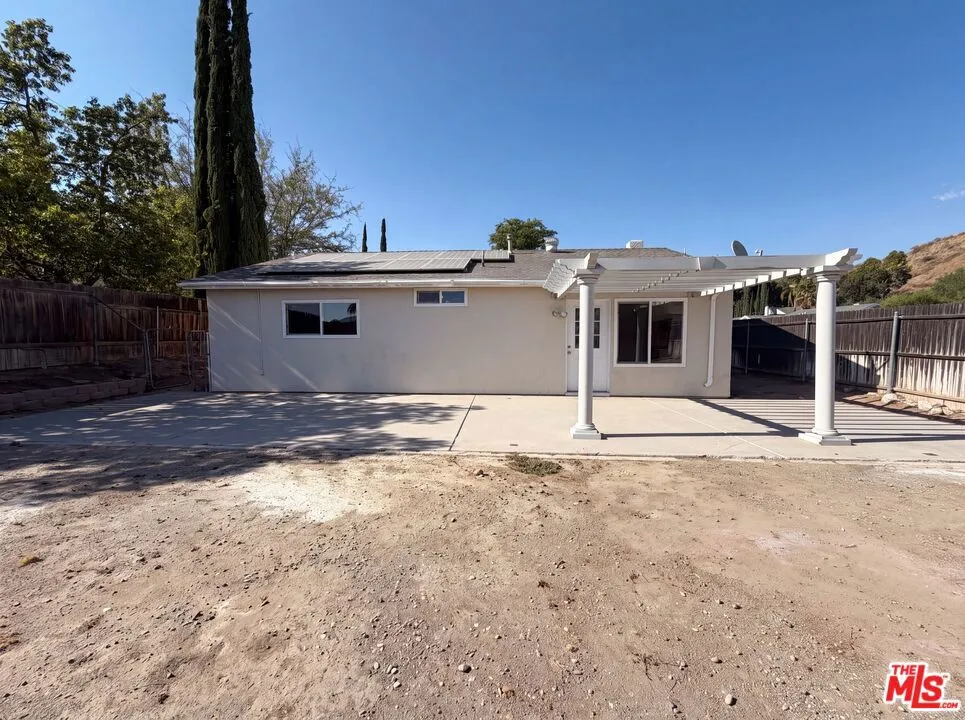 14602 Rosecourt Drive Santa Clarita, CA 91387