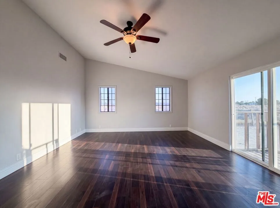 1401 60th Street Rosamond, CA 93560