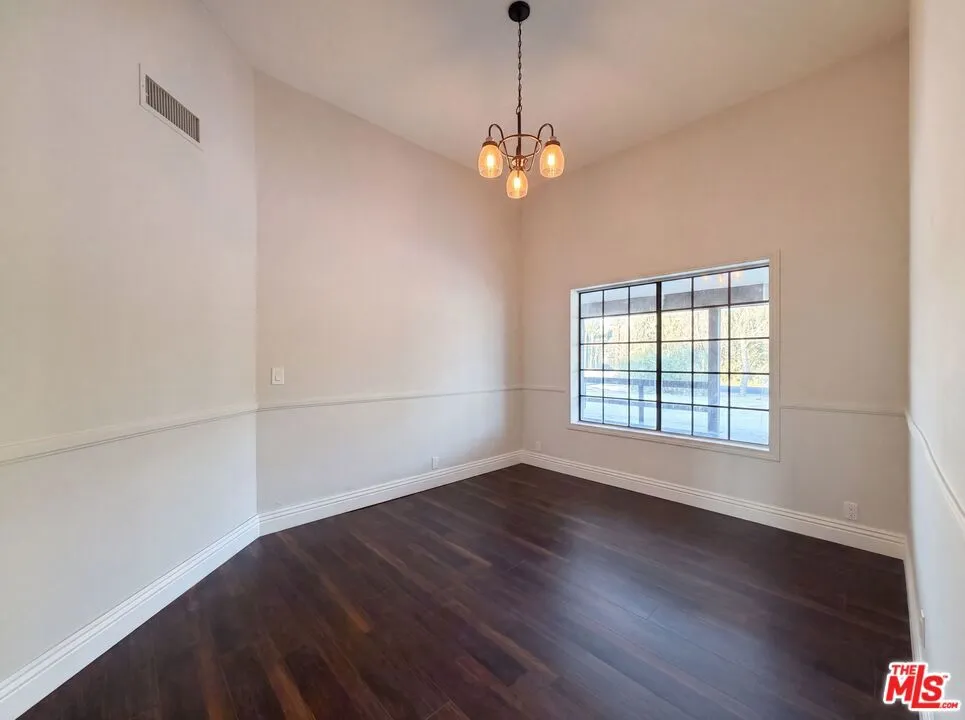 1401 60th Street Rosamond, CA 93560