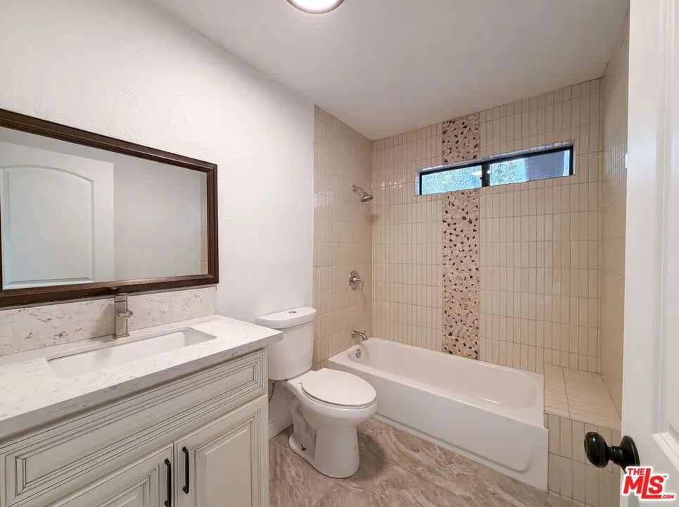 1401 60th Street Rosamond, CA 93560