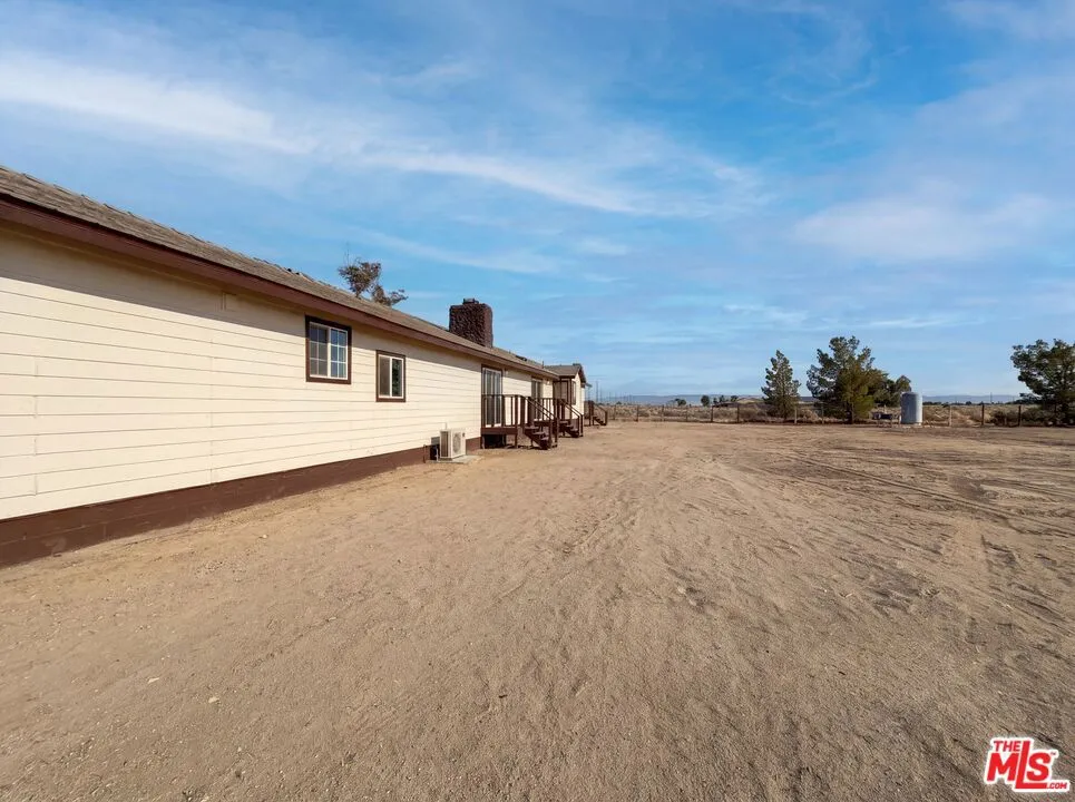 1401 60th Street Rosamond, CA 93560