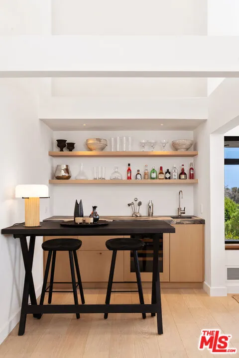 27553 pacific Coast Highway Malibu, CA 90265