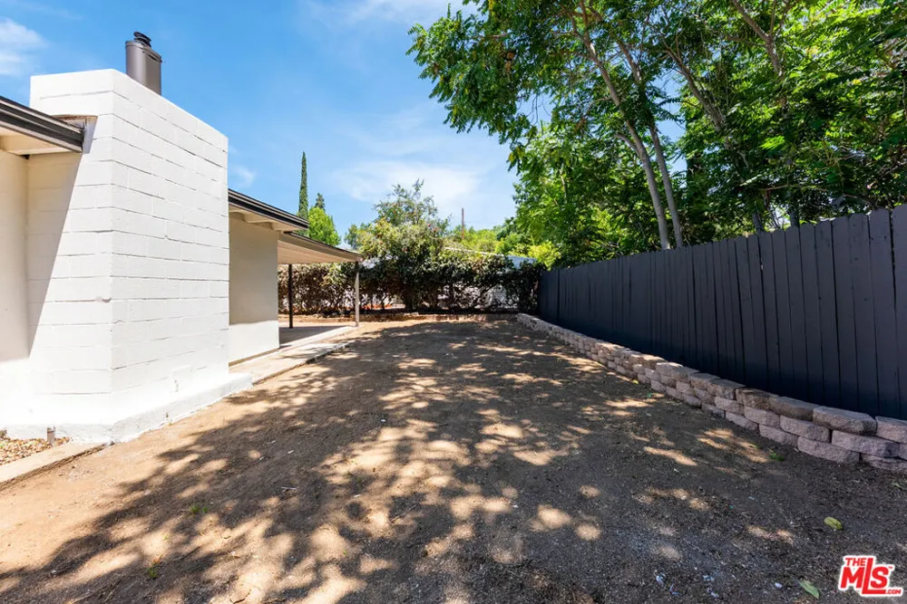 14916 Ryan Street Los Angeles, CA 91342