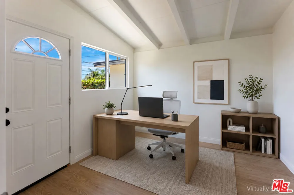 14916 Ryan Street Los Angeles, CA 91342