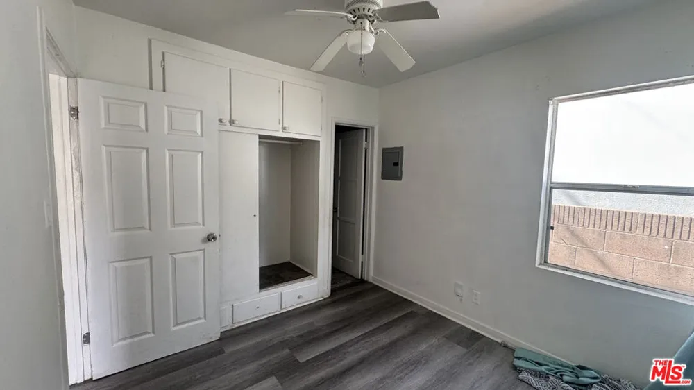 9601 Alexander Avenue #1/2 South Gate, CA 90280