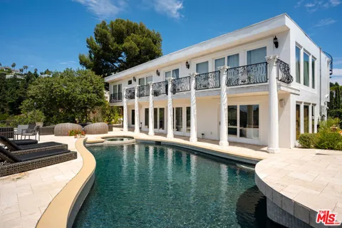 8020 Zeus Drive
