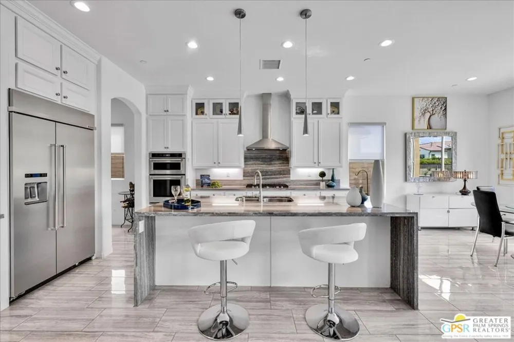 25 Chardonnay Rancho Mirage, CA 92270