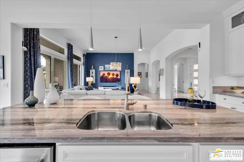 25 Chardonnay Rancho Mirage, CA 92270