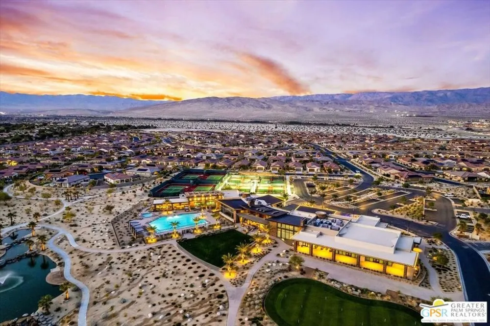25 Chardonnay Rancho Mirage, CA 92270