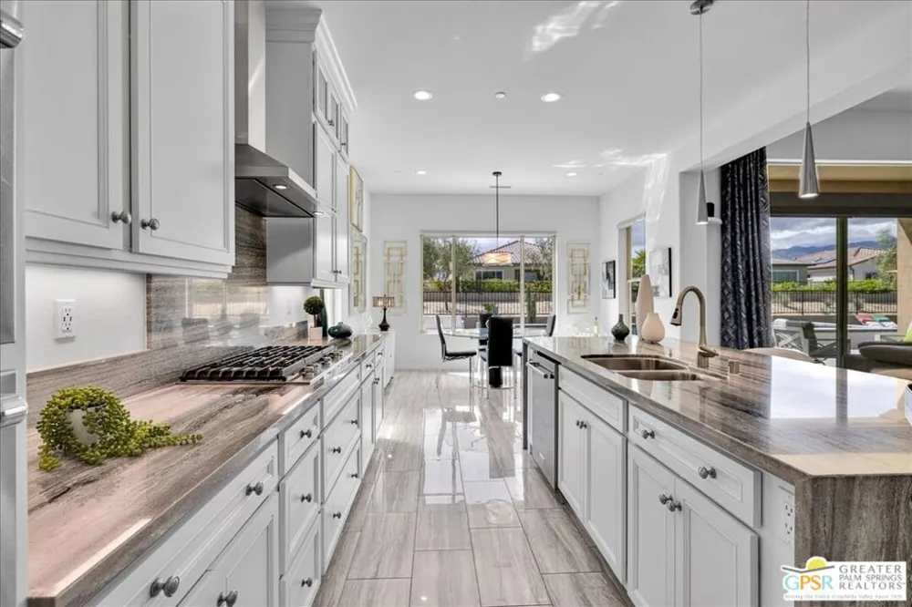 25 Chardonnay Rancho Mirage, CA 92270