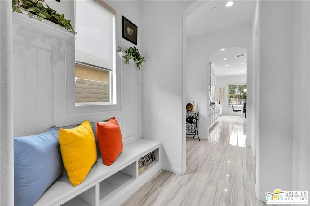 25 Chardonnay Rancho Mirage, CA 92270