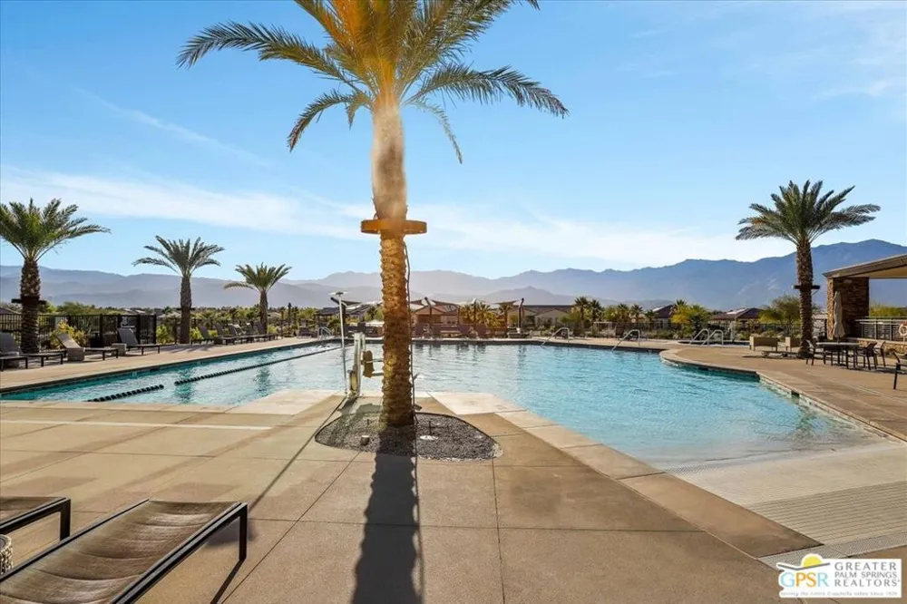 25 Chardonnay Rancho Mirage, CA 92270