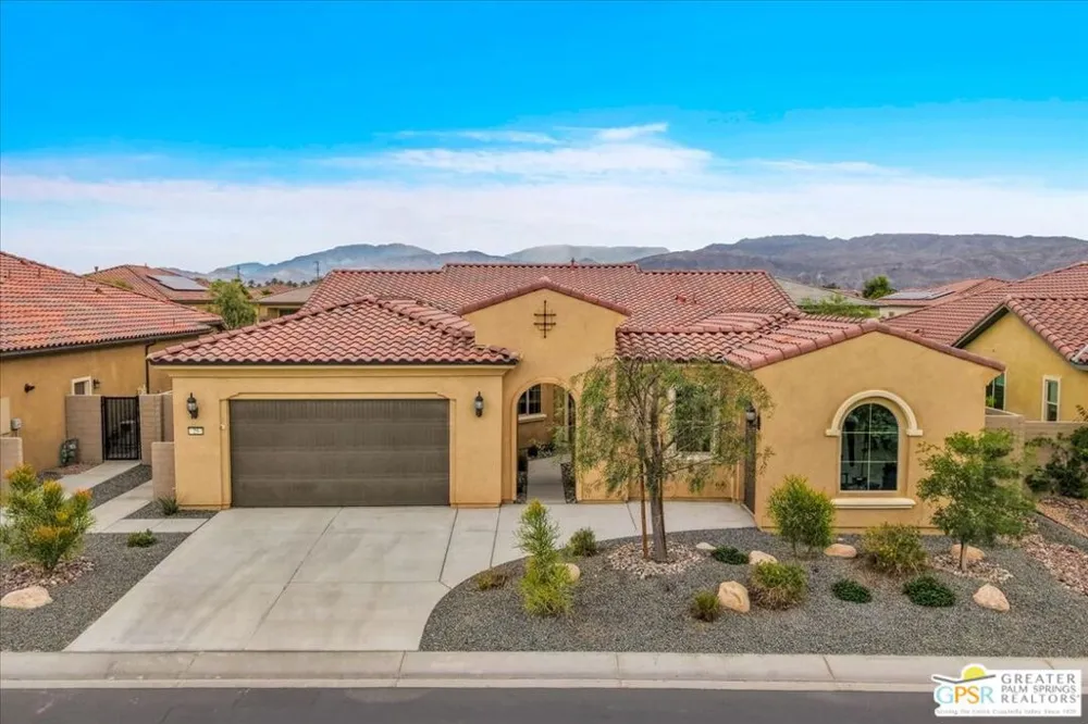 25 Chardonnay Rancho Mirage, CA 92270