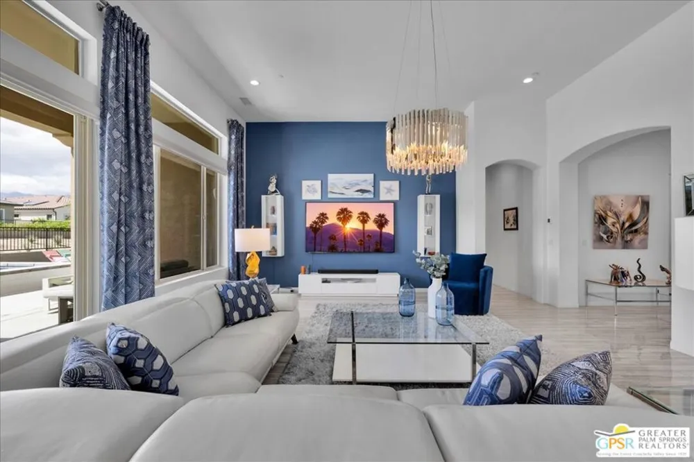 25 Chardonnay Rancho Mirage, CA 92270