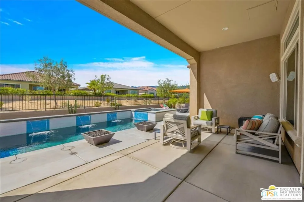 25 Chardonnay Rancho Mirage, CA 92270