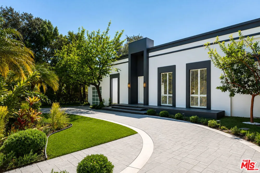 703 Maple Drive Beverly Hills, CA 90210