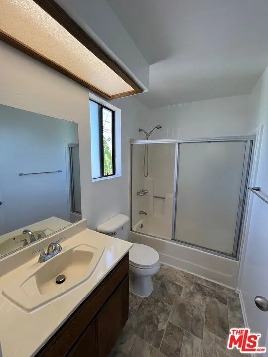 1114 W 155th Street #B Gardena, CA 90247