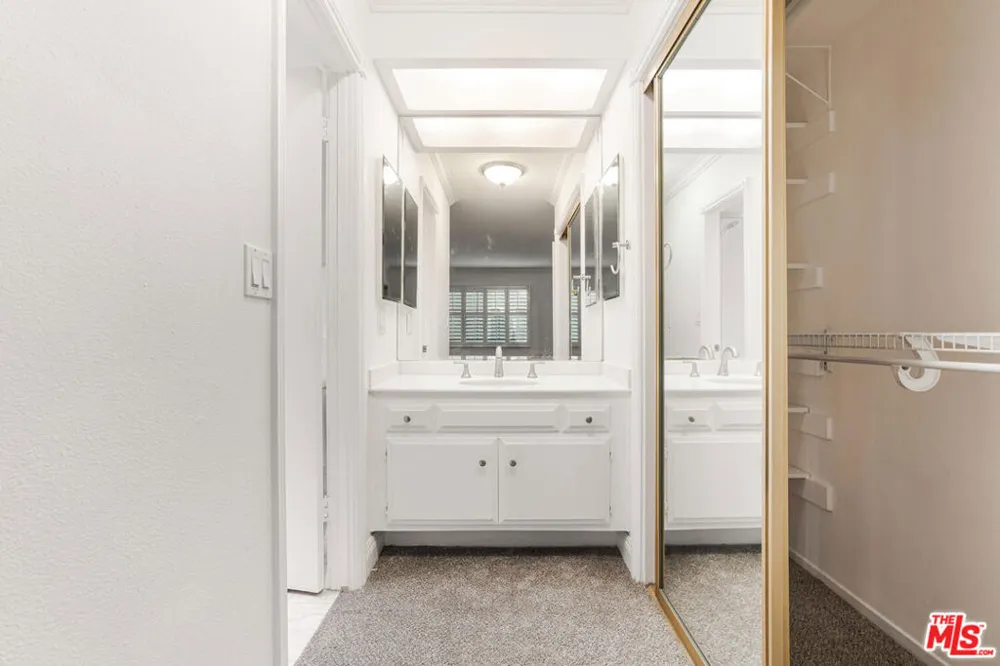 13350 Maxella Avenue #3 Marina del Rey, CA 90292