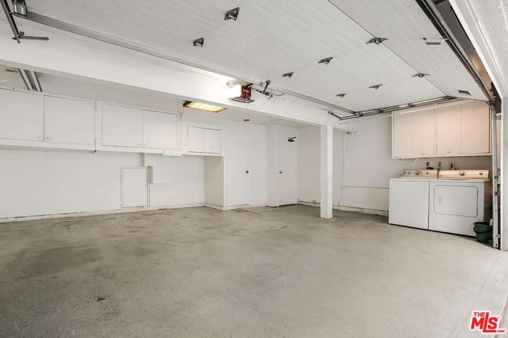 13350 Maxella Avenue #3 Marina del Rey, CA 90292