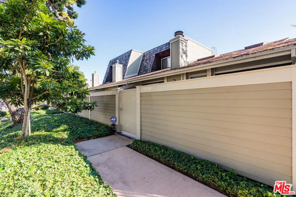 13350 Maxella Avenue #3 Marina del Rey, CA 90292