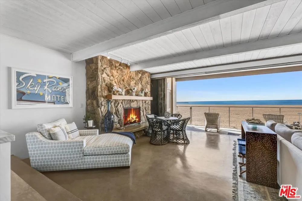 1 Spinnaker Street #2 Marina del Rey, CA 90292