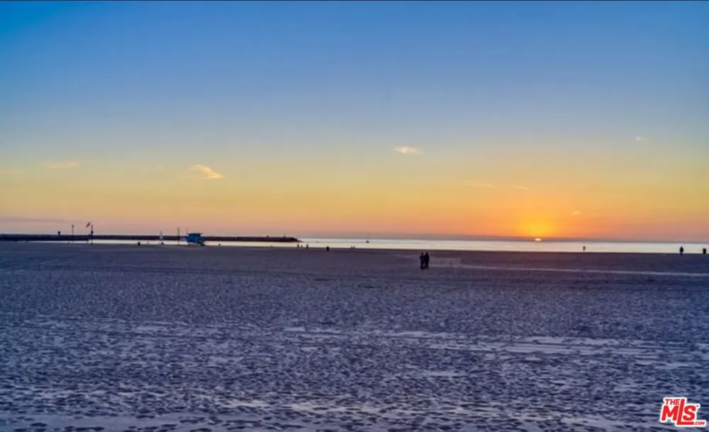 1 Spinnaker Street #2 Marina del Rey, CA 90292
