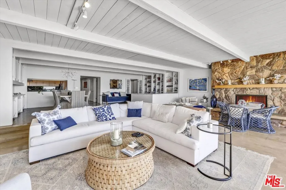 1 Spinnaker Street #2 Marina del Rey, CA 90292