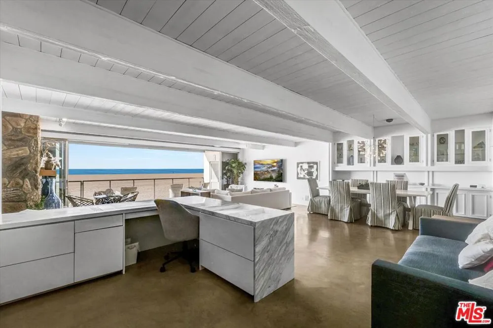 1 Spinnaker Street #2 Marina del Rey, CA 90292