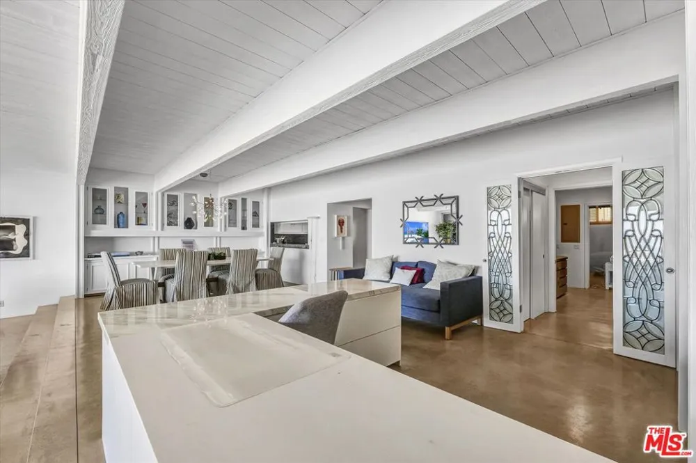 1 Spinnaker Street #2 Marina del Rey, CA 90292