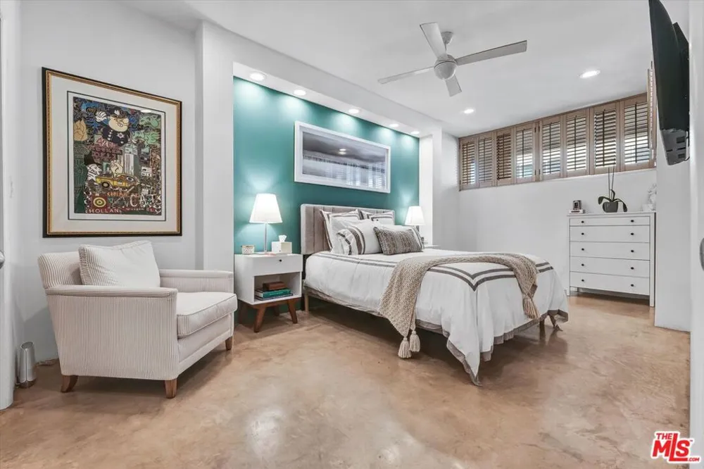 1 Spinnaker Street #2 Marina del Rey, CA 90292