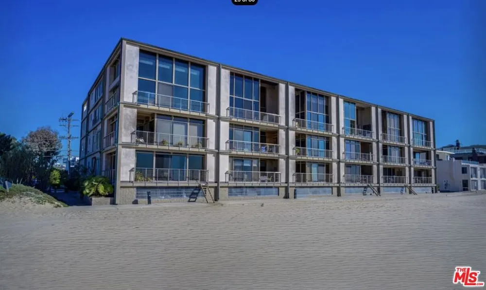 1 Spinnaker Street #2 Marina del Rey, CA 90292