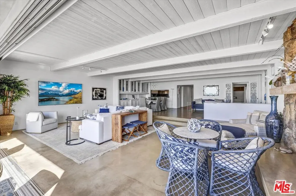 1 Spinnaker Street #2 Marina del Rey, CA 90292