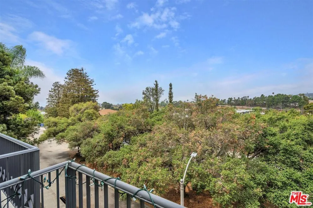 15510 W Sunset Boulevard #304 Los Angeles, CA 90272