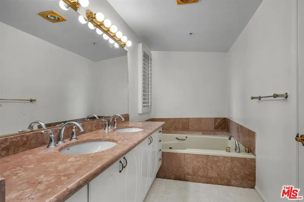 15510 W Sunset Boulevard #304 Los Angeles, CA 90272