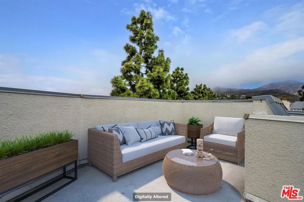 15510 W Sunset Boulevard #304 Los Angeles, CA 90272