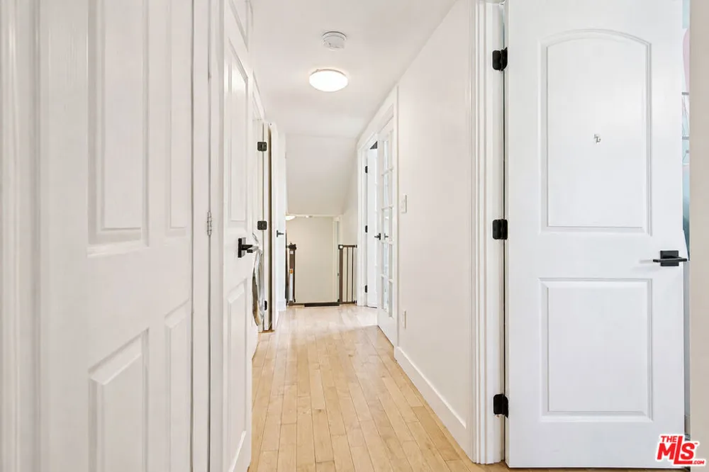 4733 La Villa Marina #C Los Angeles, CA 90292