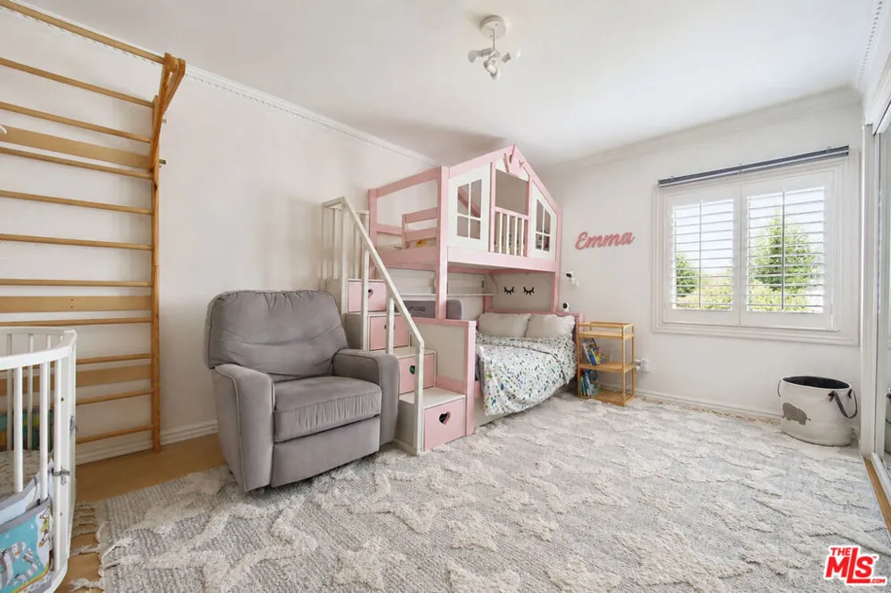 4733 La Villa Marina #C Los Angeles, CA 90292