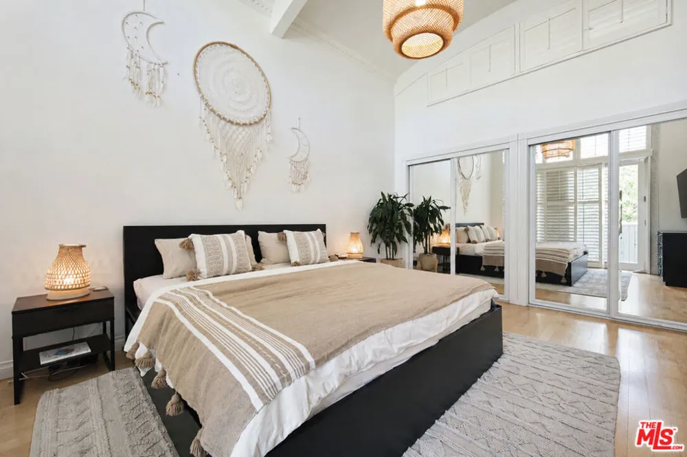4733 La Villa Marina #C Los Angeles, CA 90292