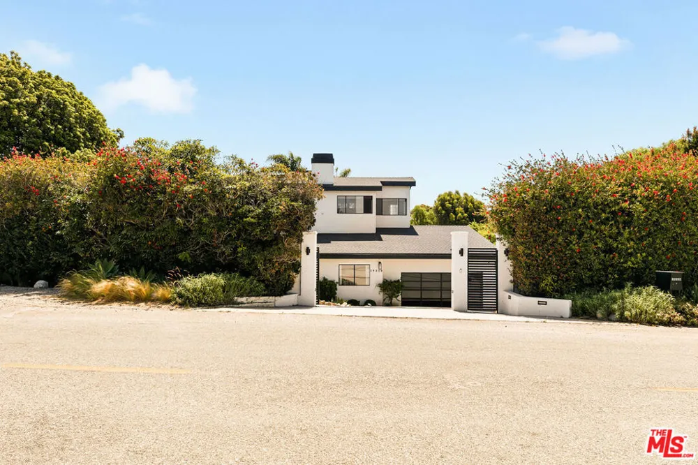 29328 Heathercliff Road Malibu, CA 90265